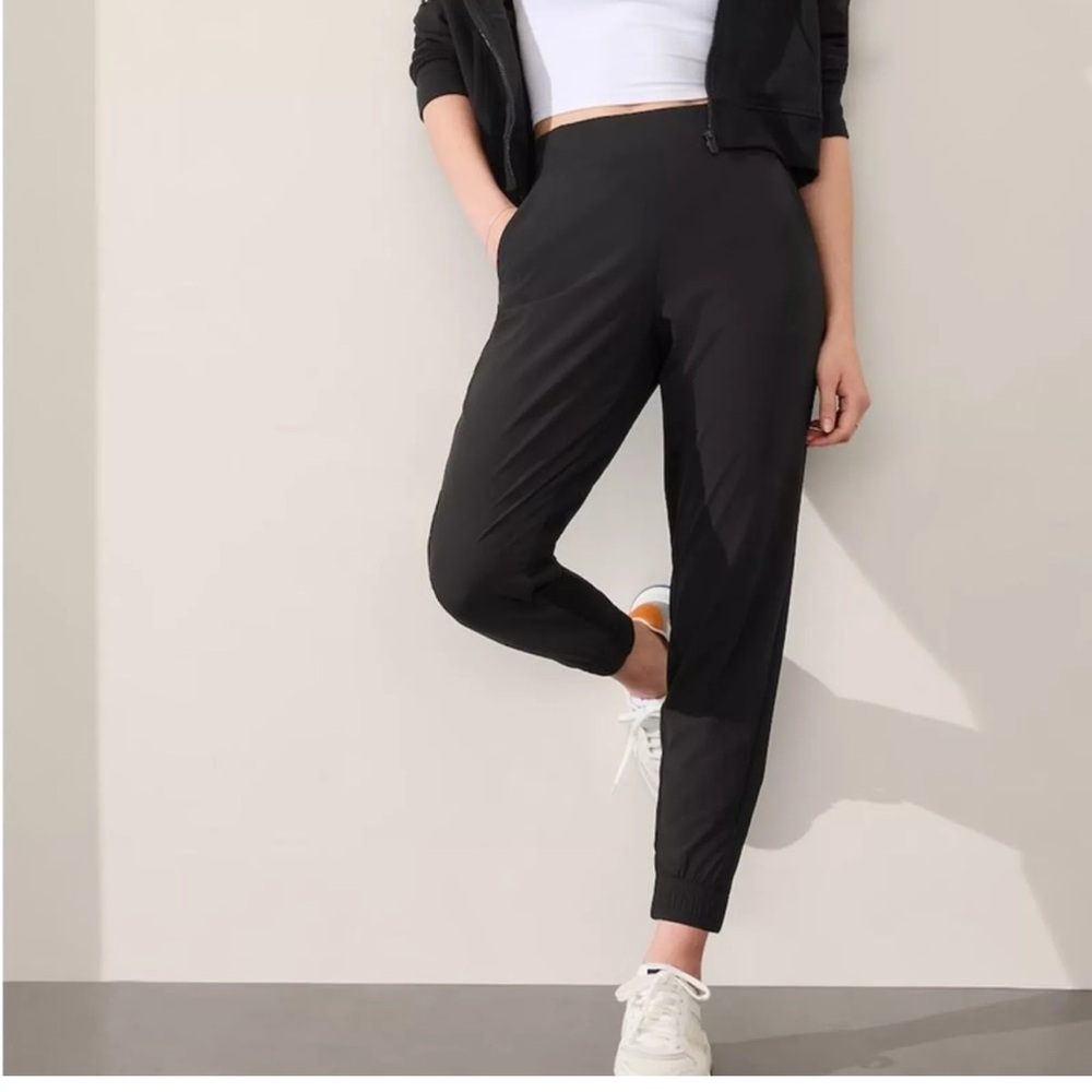 Athleta Brooklyn Legacy Mid Rise Joggers